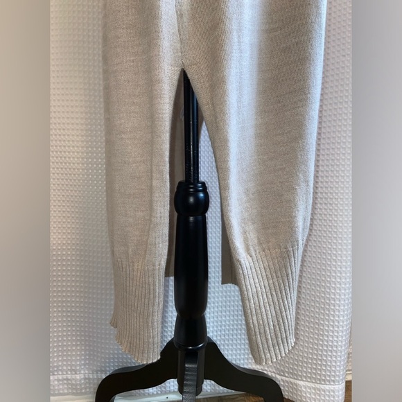 Women’s TAHARI beige Merino Wool blend Duster Vest Sz‎ medium - Picture 10 of 15